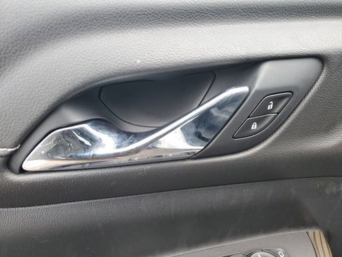 Used 2020 GMC Acadia SLE w/ Driver Convenience Package image 28