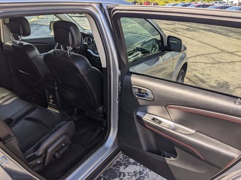 Used 2018 Dodge Journey GT w/ Nav & Sun Group FWD image 16