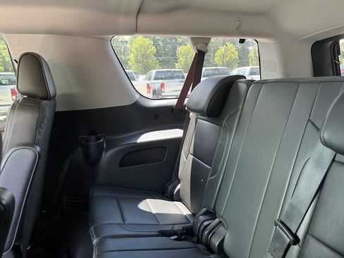 Used 2018 GMC Yukon XL Denali AWD/4WD image 29