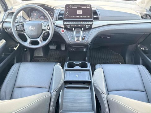 Certified 2026 Honda Odyssey EX-L image 17