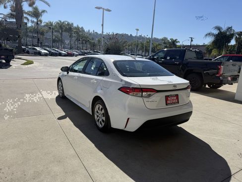 Certified 2026 Toyota Corolla LE image 23