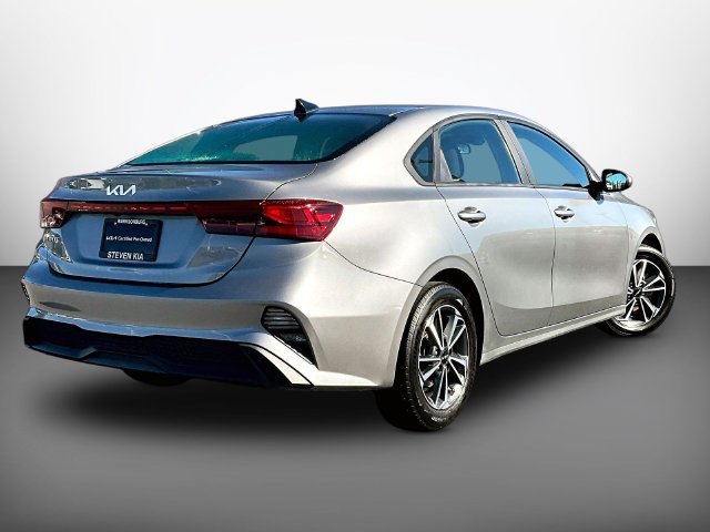 Certified 2023 Kia Forte LXS FWD image 6