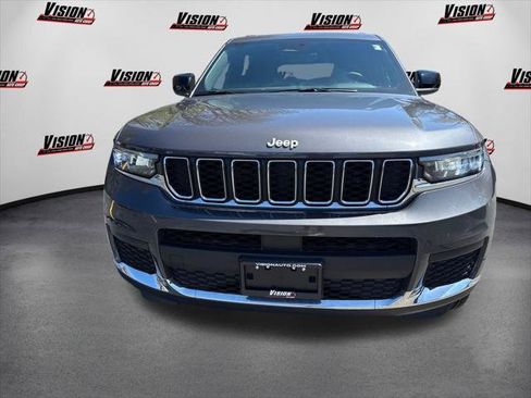 Certified 2025 Jeep Grand Cherokee L Laredo w/ Luxury Tech Group I AWD/4WD image 2