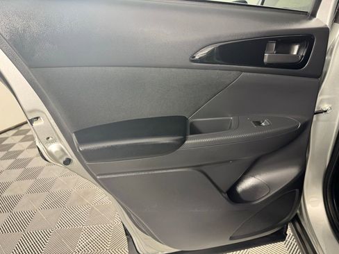 Used 2024 Mitsubishi Eclipse Cross ES image 21