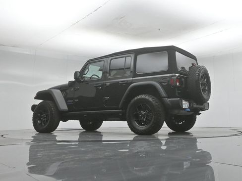 Used 2024 Jeep Wrangler Unlimited AWD/4WD image 52