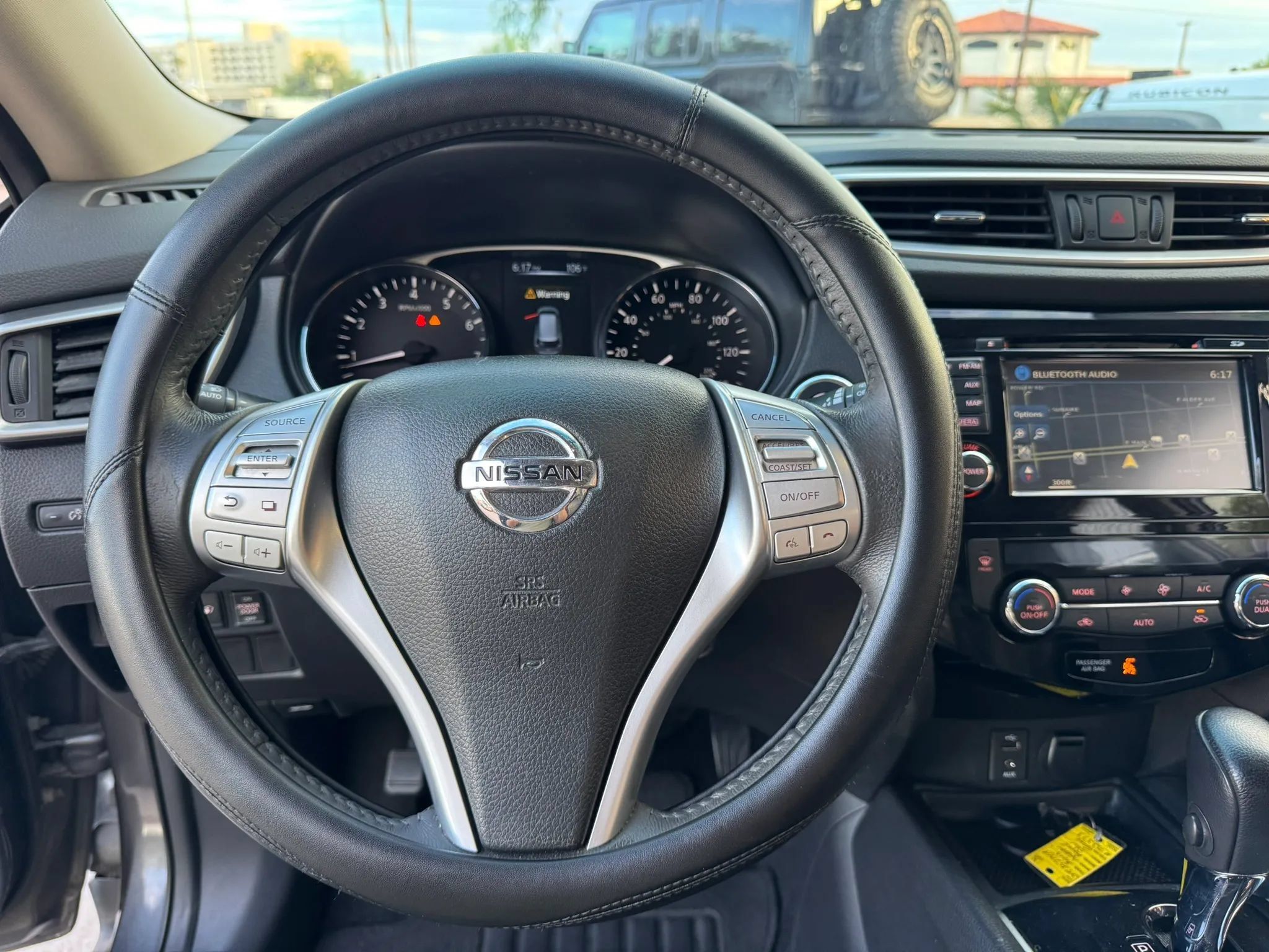Used 2015 Nissan Rogue SL FWD image 19