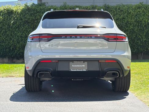 New 2026 Porsche Macan AWD/4WD image 7