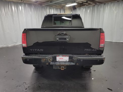 Used 2014 Nissan Titan PRO-4X w/ Pro-4x Luxury Package AWD/4WD image 8