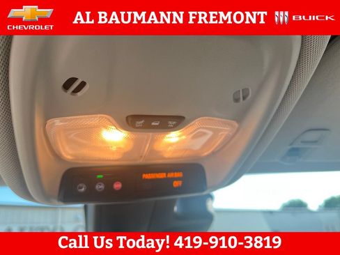Used 2023 Buick Encore GX Select w/ Sport Touring Package FWD image 21