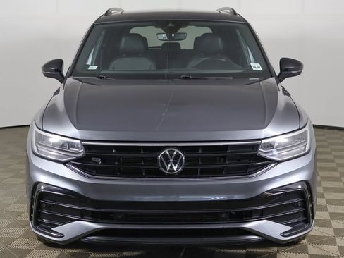 Used 2023 Volkswagen Tiguan SE R-Line AWD/4WD image 10
