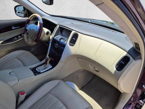 Used 2014 INFINITI QX50 Journey w/ Premium Package RWD image 22