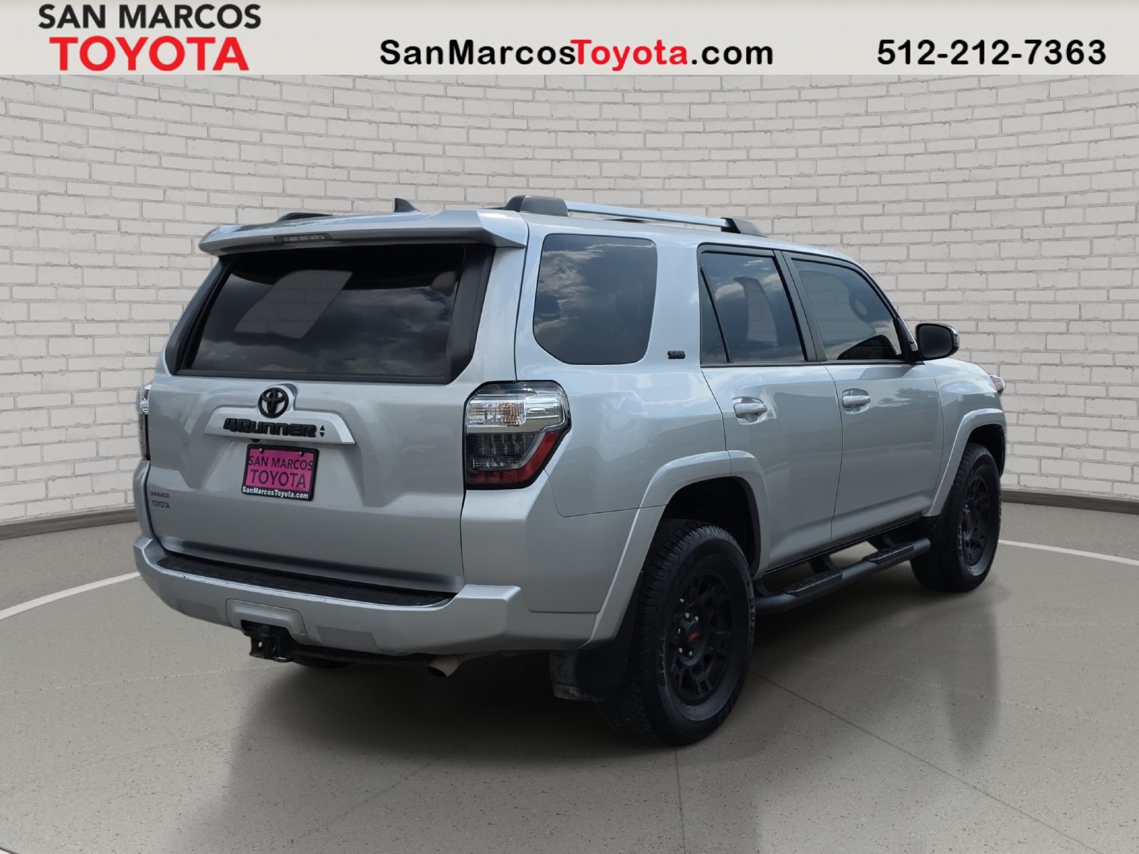 Used 2023 Toyota 4Runner SR5 AWD/4WD image 6