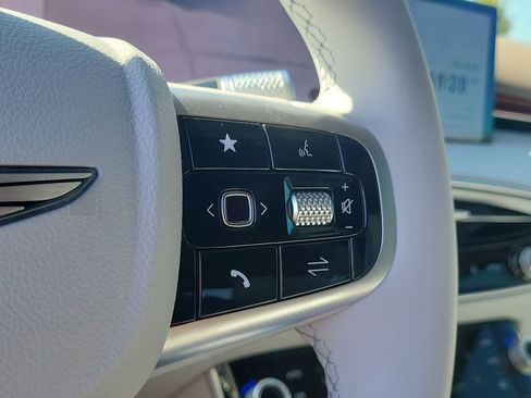 New 2026 Genesis GV70 2.5T Advanced image 25