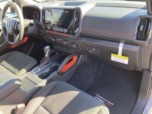 New 2026 Nissan Frontier PRO-4X w/ Pro-4x Convenience Package image 30