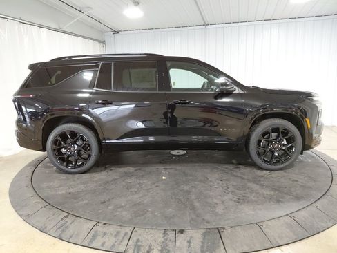 New 2026 Chevrolet Traverse RS w/ LPO, Floor Liner Package image 10