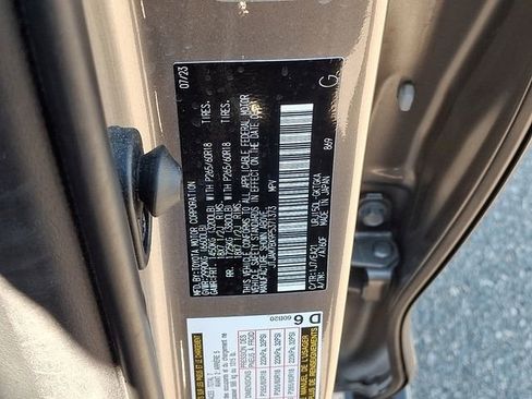 Used 2023 Lexus GX 460 Premium w/ Premium Package AWD/4WD image 26