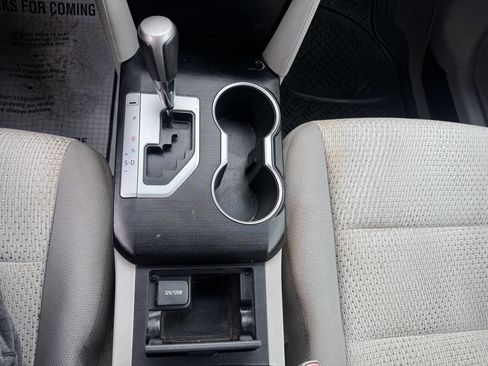 Used 2012 Toyota Camry LE image 20