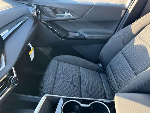 New 2026 Chevrolet Equinox LT w/ Midnight Edition image 32