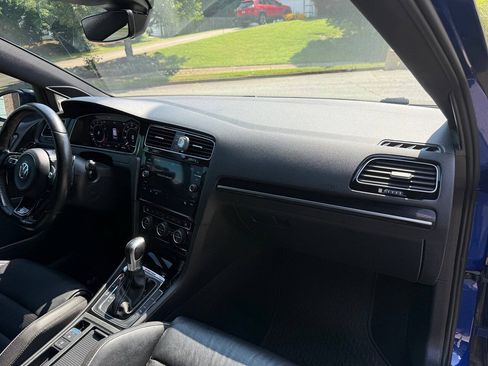 Used 2019 Volkswagen Golf R 4-Door AWD/4WD image 62