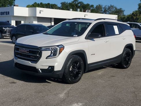 Used 2022 GMC Terrain AT4 w/ Infotainment Package II AWD/4WD image 3