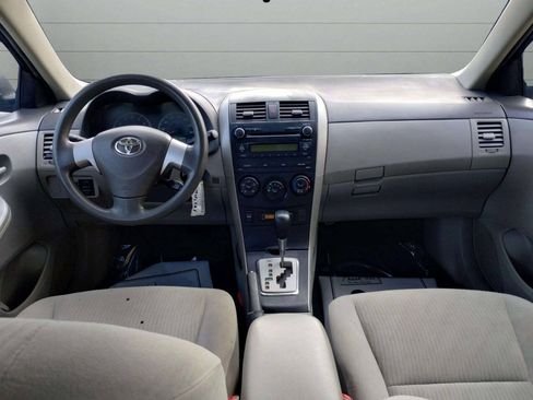 Used 2010 Toyota Corolla LE FWD image 27