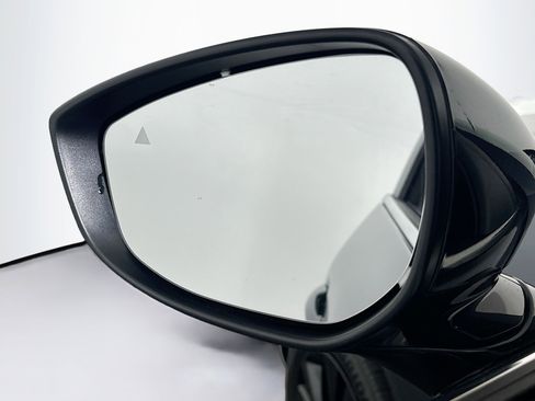 Used 2025 MAZDA CX-30 AWD 2.5 S w/ Preferred Package image 16