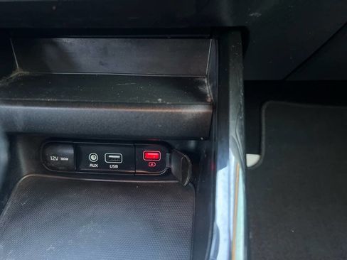 Used 2020 Kia Forte EX image 28