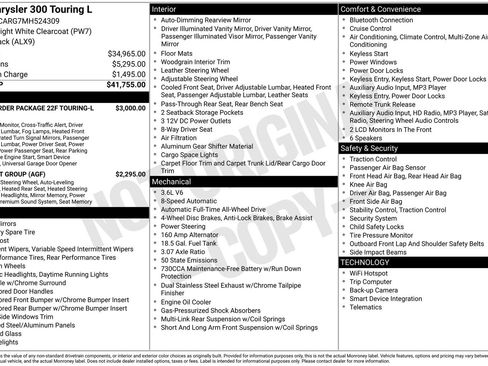 Used 2021 Chrysler 300 Touring L image 2