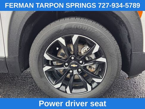 Used 2022 Chevrolet TrailBlazer LT w/ Convenience Package FWD image 14
