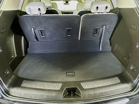 Used 2024 Buick Enclave Essence w/ Experience Buick Package AWD/4WD image 34