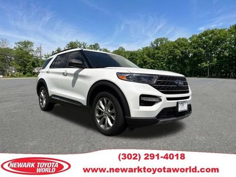 Used 2023 Ford Explorer XLT w/ Equipment Group 202A AWD/4WD image 1