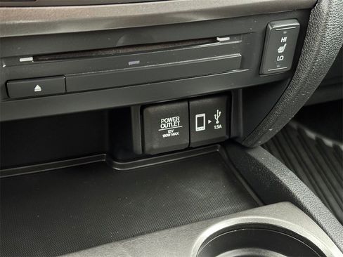 Used 2018 Honda Ridgeline Sport image 24