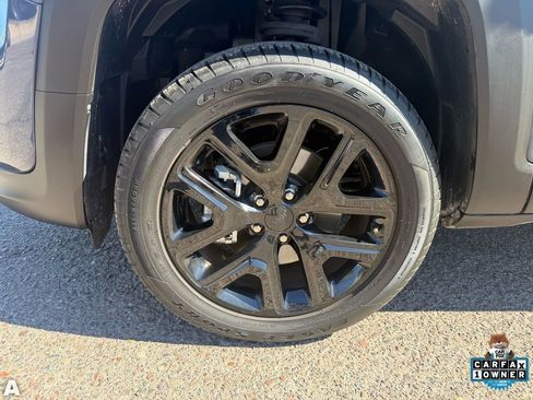 Certified 2023 Jeep Renegade Altitude w/ Sun/Sound Group image 10