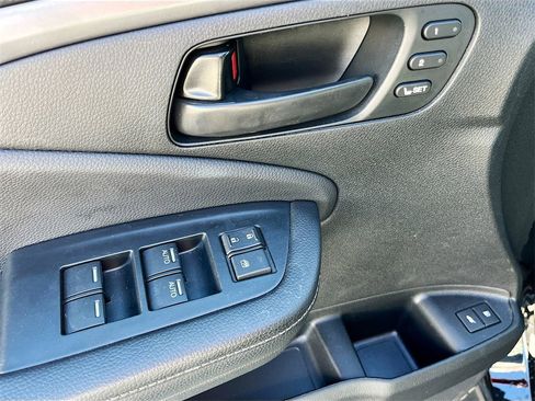 Used 2022 Honda Passport EX-L image 17