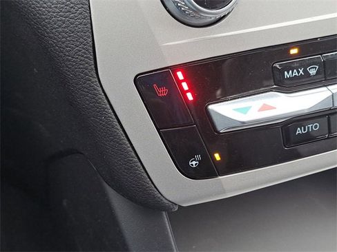 Used 2023 Ford Explorer XLT w/ Equipment Group 202A image 18