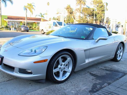 Used 2007 Chevrolet Corvette Convertible image 38