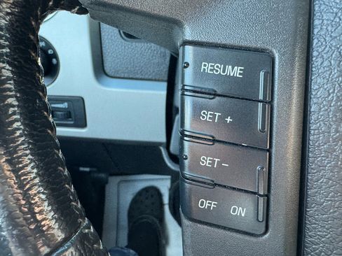 Used 2010 Ford F150 Lariat image 17