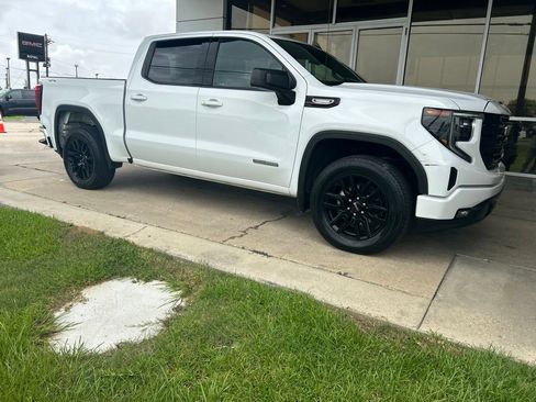 Certified 2025 GMC Sierra 1500 Elevation AWD/4WD image 2