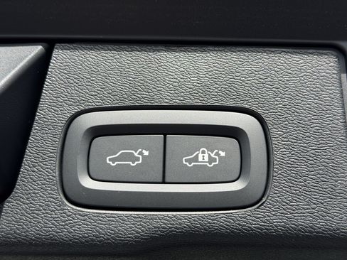 New 2026 Volvo XC60 B5 Core AWD/4WD image 10