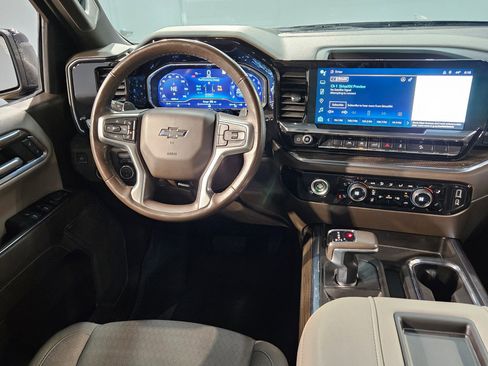 Used 2022 Chevrolet Silverado 1500 RST image 9