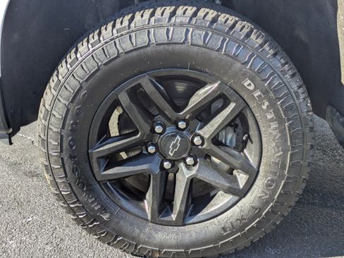 Used 2023 Chevrolet Silverado 1500 LT Trail Boss w/ Protection Package image 28