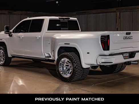 Used 2025 GMC Sierra 3500 Denali w/ Denali Reserve Package AWD/4WD image 6