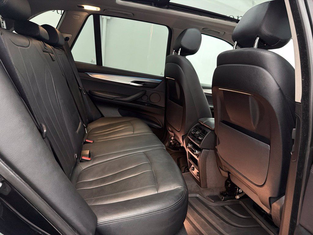 Used 2015 BMW X5 xDrive35i AWD/4WD image 29