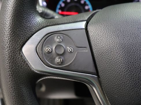 Used 2020 Chevrolet Traverse LS AWD/4WD image 35