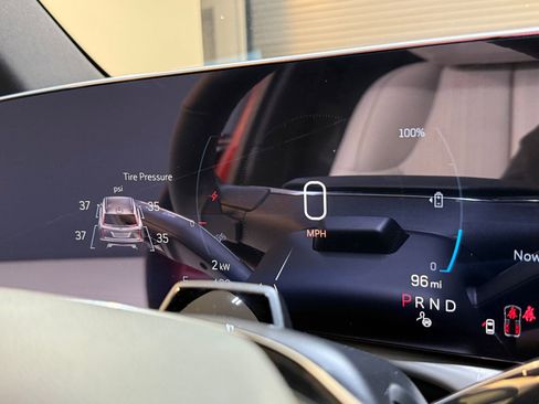 New 2026 Cadillac Vistiq Luxury image 20