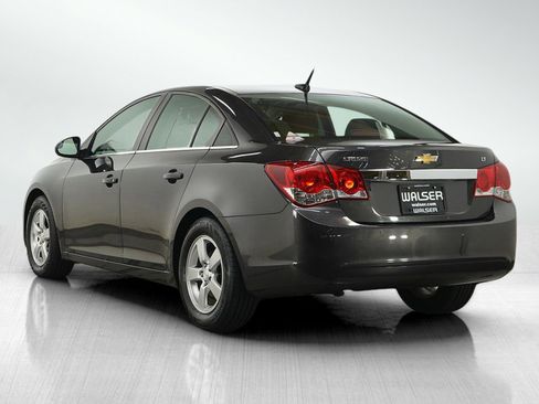 Used 2014 Chevrolet Cruze LT FWD image 3