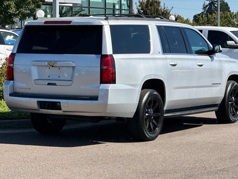 Used 2019 Chevrolet Suburban LT w/ Max Trailering Package AWD/4WD image 4