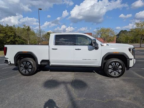 New 2026 GMC Sierra 2500 Denali w/ Denali Reserve Package AWD/4WD image 2