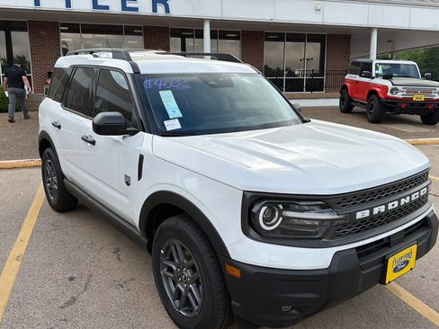 New 2025 Ford Bronco Sport Big Bend w/ Convenience Package AWD/4WD image 1