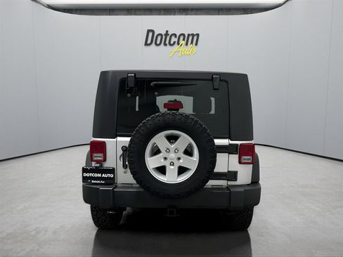 Used 2009 Jeep Wrangler X image 8